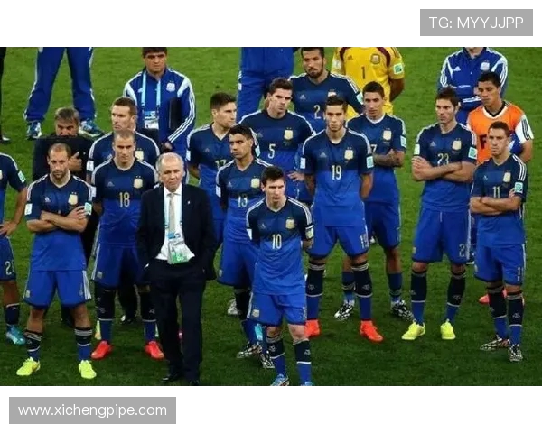 利昂内尔梅西荣耀与传奇生涯全景解析从少年天才到世界足球巅峰 利昂内尔梅西荣耀与传奇生涯全景解析从少年天才到世界足球巅峰