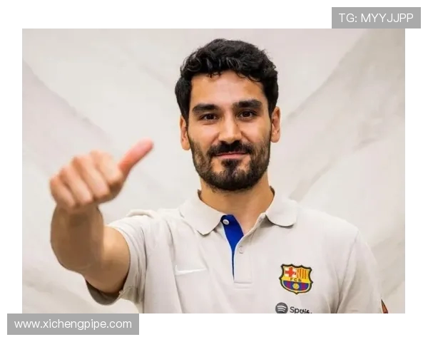 京多安的传奇之路：从默默无闻到足坛巨星的蜕变与辉煌